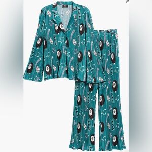 Dressed in Lala, make a wish Jade set